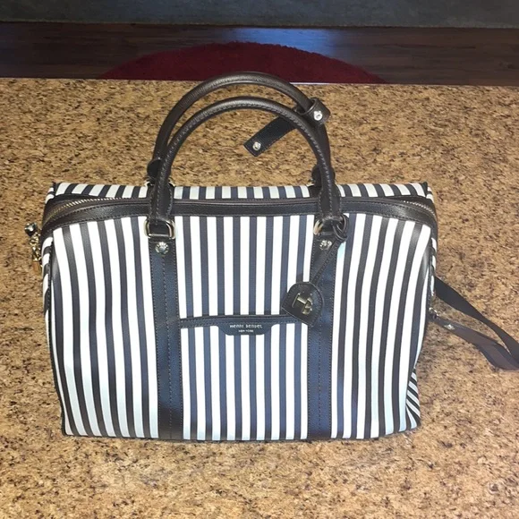 Henri Bendel Centennial Stripe Weekend Duffle - EXCELLENT Condition. - Picture 2 of 12